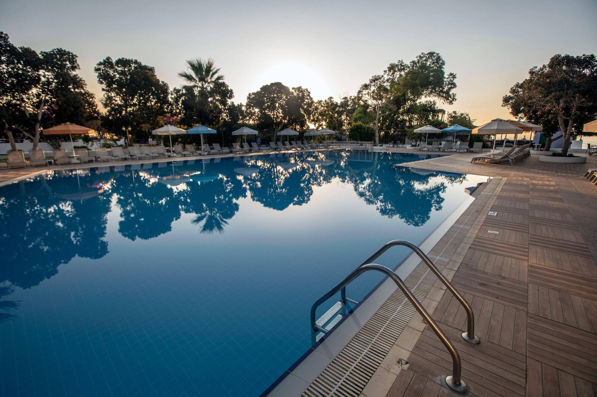 Merit Cyprus Gardens Holiday Famagusta  Eksteriør billede
